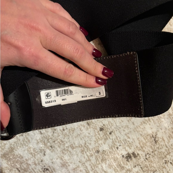 Michael Kors wide leather belt with elastic band - Picture 3 of 5